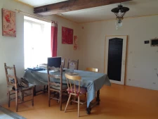 LE CHARME DE LA CAMPAGNE SISE SUR 8500M2 MAISON PIERRE AVEC 