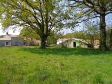 LE CHARME DE LA CAMPAGNE SISE SUR 8500M2 MAISON PIERRE AVEC 