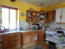 LE CHARME DE LA CAMPAGNE SISE SUR 8500M2 MAISON PIERRE AVEC 