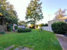  Maison de 366m2 avec une piscine interieure a 2 pas du cent