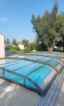 MAISON PLAIN PIED 5 CHAMBRES AVEC PISCINE COUVERTE