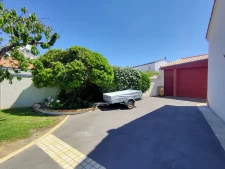 MAISON 3 CHAMBRES 1 BUREAU PISCINE