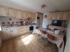 Maison LAVAL quartier recherché