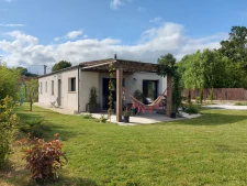 PLAIN-PIED non mitoyen et sans travaux