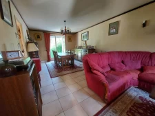 Maison 3CH+Bureau, à raffraichir