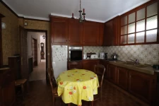 propriété de 180m2 habitable 6 chambres 6ha4 bois et prairie