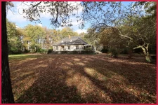 propriété de 180m2 habitable 6 chambres 6ha4 bois et prairie