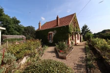  maison de 1920, 4 chambres, 982m2 de terrain