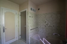 propriété de 180m2 habitable 6 chambres 6ha4 bois et prairie