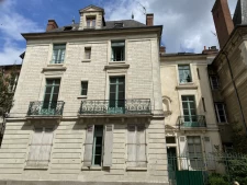  Appartement rénové 85,5m2 Hoche