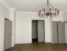  Appartement rénové 85,5m2 Hoche