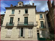  Appartement rénové 85,5m2 Hoche