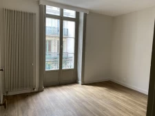  Appartement rénové 85,5m2 Hoche