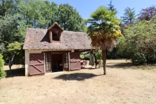 Belle longère sur une propriété de 2.7 ha boisés. 