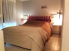 LONGERE ET DEPENDANCES