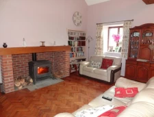 Belle longère 3 chambres sur terrain de 1500 m2.