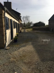  Magnifique corps de ferme à 5 mn des plages.