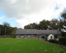 Belle longère 3 chambres sur terrain de 1500 m2.