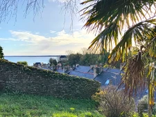  Maison pierres et ardoises, terrasse et jardin vue mer