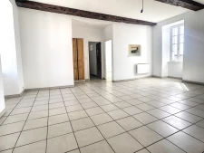  Bel appartement sans travaux, centre ville.