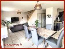 Maison non mitoyenne, 4 chambres, jardin 