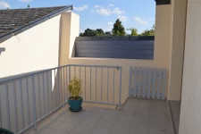 Maison de bourg avec terrasse et grand garage