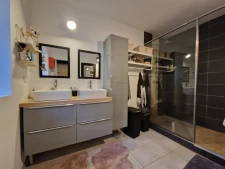 fermette renovée 3ch dépendance et jardin