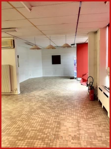 Maison dans le centre de Changé