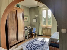 Fermette à Changé 4 000m2 avec grande dépendance