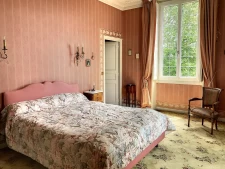  Maison de maître bord du Loir 