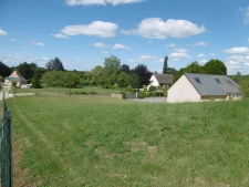 À Briosne-Lès-Sables (72), terrain à acheter avec Anita JOUB