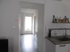 maison de bourg 3 à 4 ch avec cour sortie indépendante