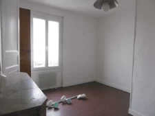 immeuble comprenant commerce de boulangerie et logement 