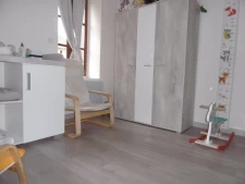 maison de bourg 3 à 4 ch avec cour sortie indépendante