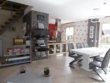 pavillon 88 m2 de 2006. 2 à 3 chambres. garage car-port chal