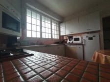 Centre Brulon, grande maison de 170m2, 5 chambres