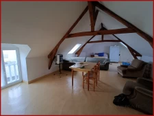 Immeuble eux logements avec terrain