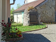 Au calme, 3500 m2 de terrain, 230m2, 3 chambres