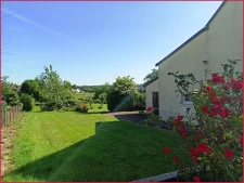 Ancien commerce, 110 m2 + 60m2, terrain de 1242m2