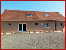 Au calme, 3500 m2 de terrain, 230m2, 3 chambres