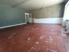 Ancien commerce, 110 m2 + 60m2, terrain de 1242m2