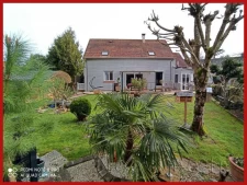 Maison de bourg, superbes prestations, 135 m2, trois chambre