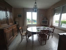 Centre Brulon, grande maison de 170m2, 5 chambres