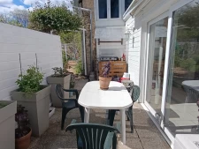 Centre proche commerce, parfait état