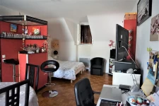  IMMEUBLE DE RAPPORT, 