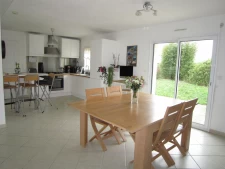 Agréable maison 4 chambres avec vie de plain-pied 