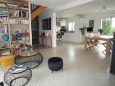 Agréable maison 4 chambres avec vie de plain-pied 