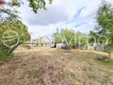 Maison de 1911 de 75 m2 avec  nombreuses dépendances sur 200