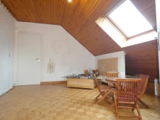 Maison 5 chambres et 1 Bureau de 250 m2 sur 2500 m2 de jardi