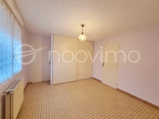 Maison de 1911 de 75 m2 avec  nombreuses dépendances sur 200